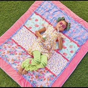 Matilda Jane Strawberry Blanket NIB 💖